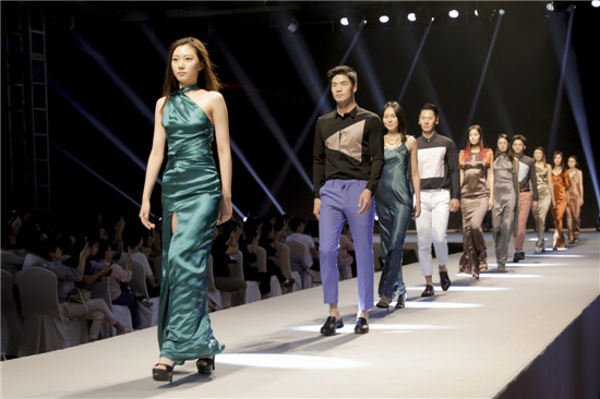 聚焦家紡超柔代言——羅萊家紡未萊有度2018秋冬新品發(fā)布會(huì)