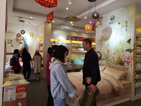 睡康寧家紡隆重進駐陽江市,場面火爆!