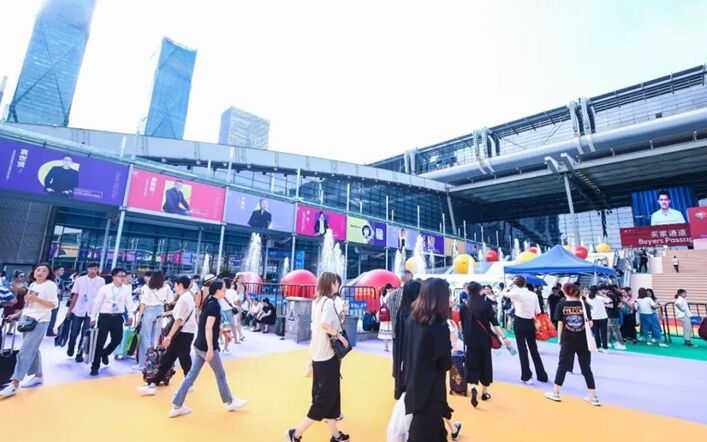 ���ֻ��һ�γ��У�������L����ֱ������չ