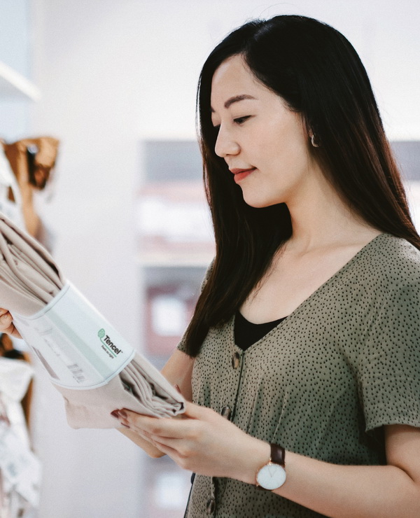 �m����˾�cRedPoints��������ð�aƷ���S�o�͑�����